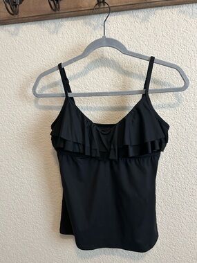 Kenneth Cole Reaction Black Swimwear Top with Subtle Ruching